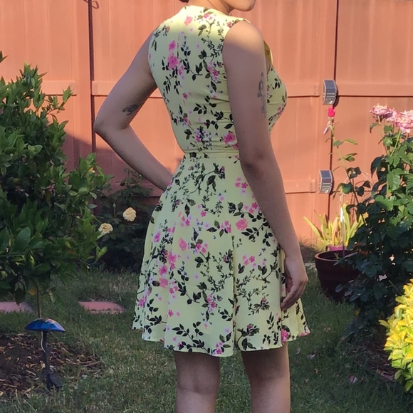 Maison Jules Floral Dress size 2 - Picture 4 of 10